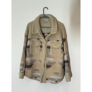 NEW IN SHACKET SHERPA Aztec Print Long Sleeve Button Up Jacket Womens Medium